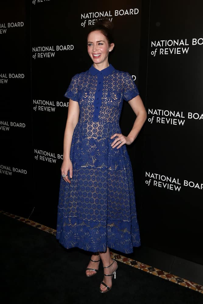 Actress Emily Blunt looking vibrant with her brunette bun hairstyle attended the 2015 National Board of Review Gala 2016
