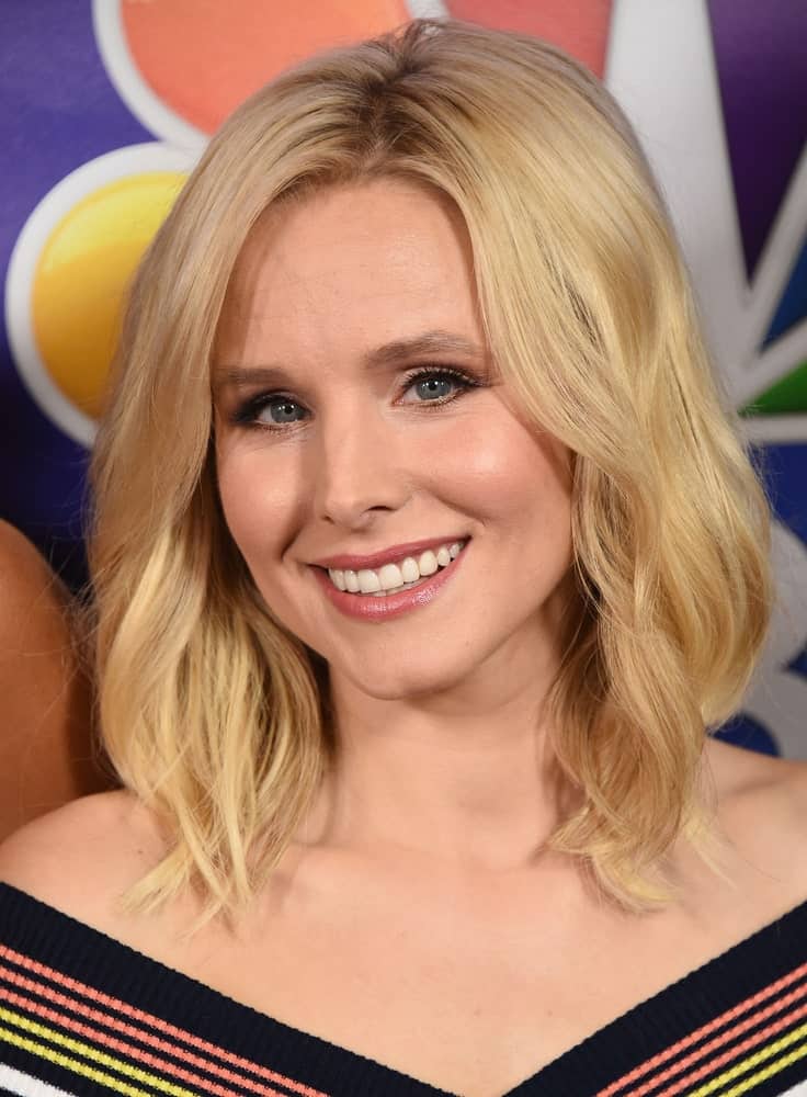Actress Kristen Bell opted for a long wavy bob cut during the NBC Universal TCA Summer Press Tour 2016 held last August 2nd in Beverly Hills, CA.