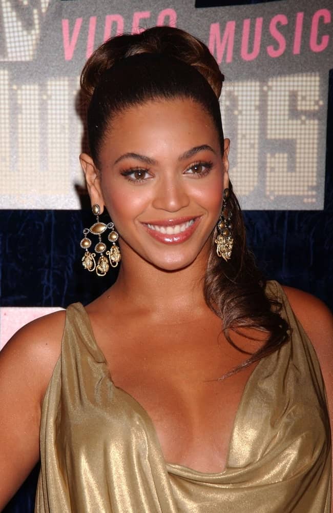 Beyonce gathered her brunette hair into a slicked ponytail with bun during the MTV Video Music Awards VMA's 2007 at Palms Casino, Las Vegas, NV on September 9, 2007.