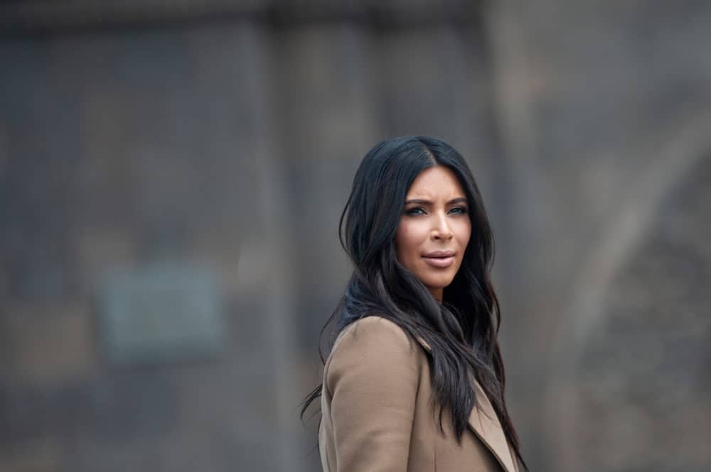 On April 9, 2015, US reality TV star Kim Kardashian took a walk through sightseeing of Yerevan during her visit in Armenia sporting her long black waves with middle parting.