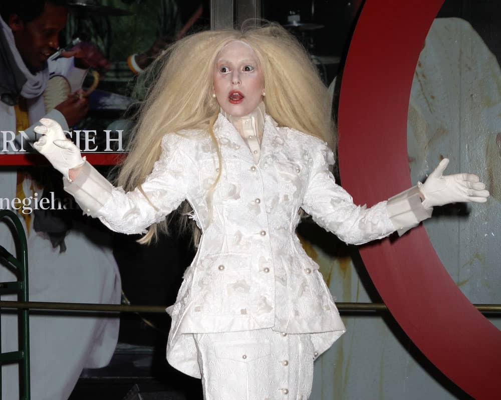 Lady Gaga attended the Glamour Woman of the Year Awards at the Carnegie Hall on November 11, 2013 in New York. She was almost unrecognizable in her white outfit, white geisha makeup and thick, tousled long blond hair.