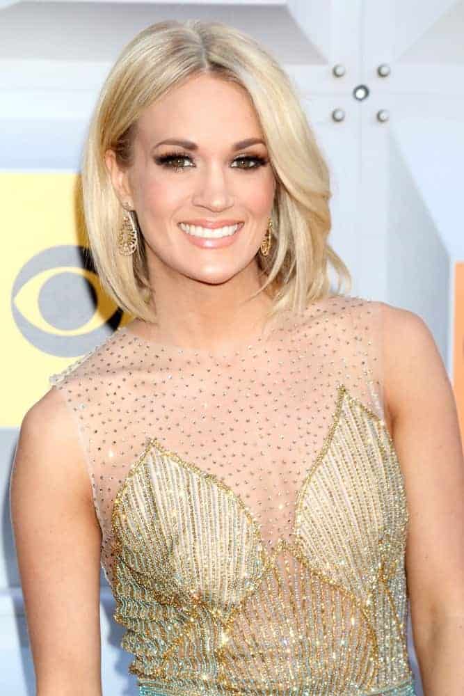 Carrie Underwood wears a cute bob that adds charm to her face during the 51st Academy of Country Music Awards Arrivals on April 3, 2016.