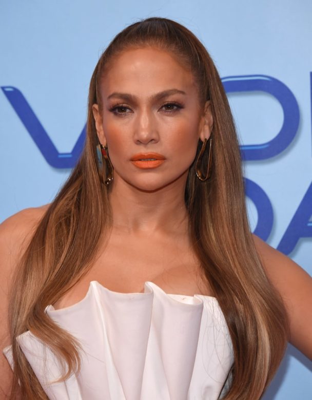 Jennifer Lopez Hairstyle 2018 Oct012020 37 Min 608x779 