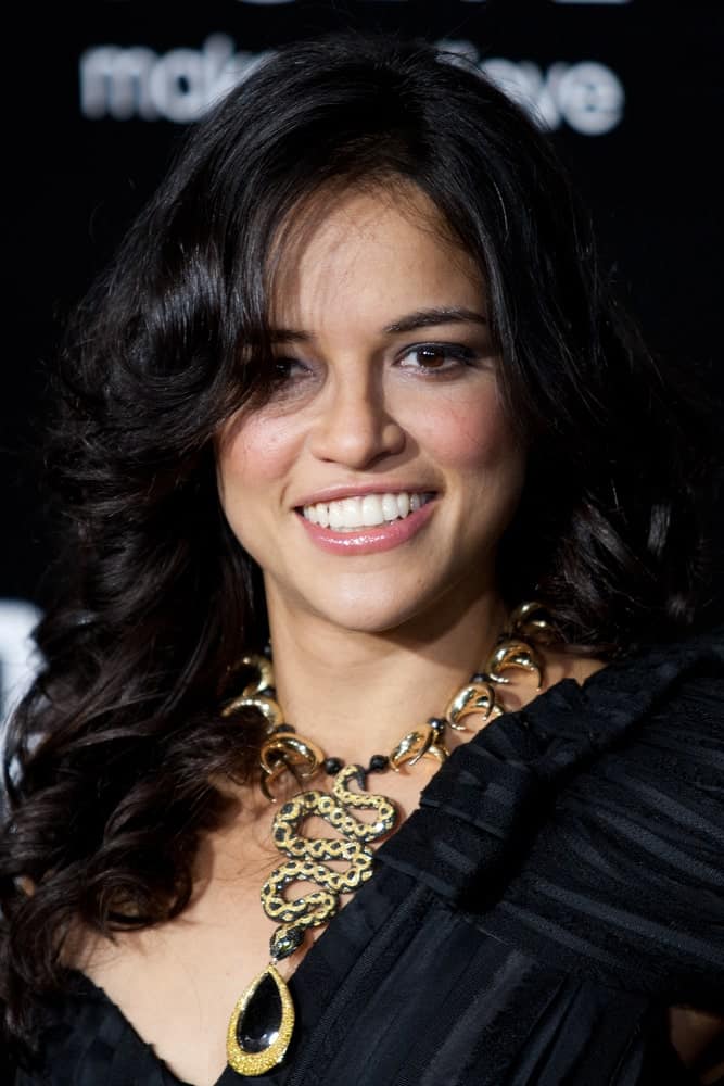 Michelle Rodriguez made an appearance at Columbia Pictures premiere of Battle: Los Angeles on March 8, 2011, with her big, bouncy curls.