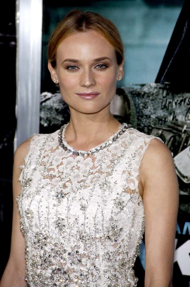 The style icon pulled her auburn locks in a twisted low bun at the Los Angeles Premiere of "Unknown" held on February 16, 2011.