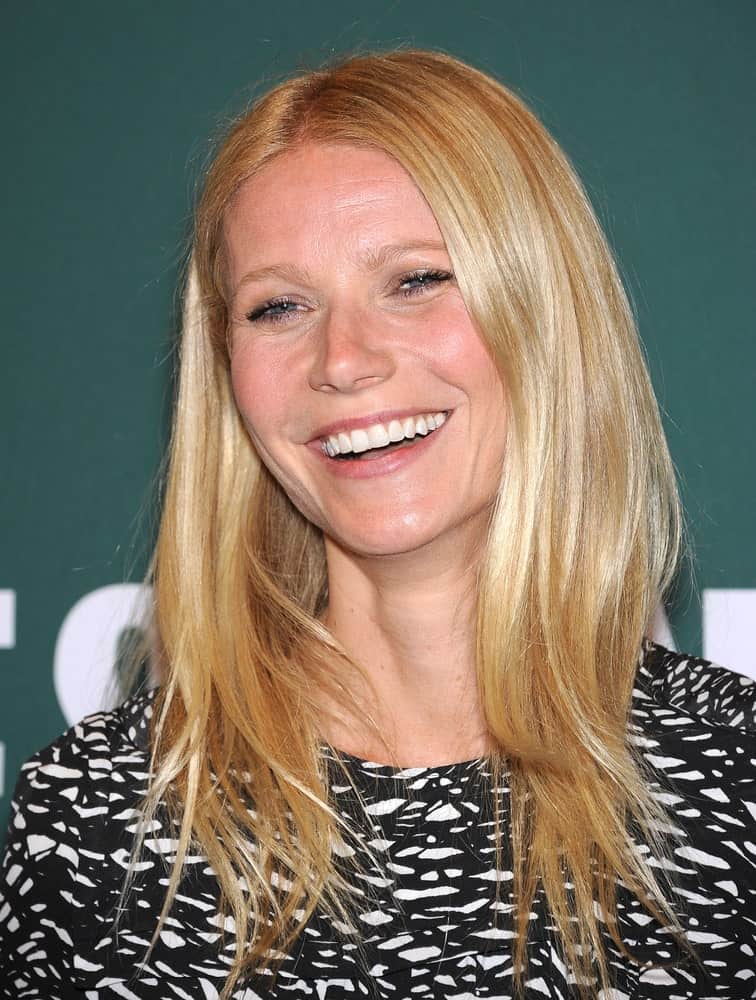 The actress flaunting her medium-length layered hair during the Gwyneth Paltrow signs "It's All Good" on April 03, 2013, in Los Angeles, CA.