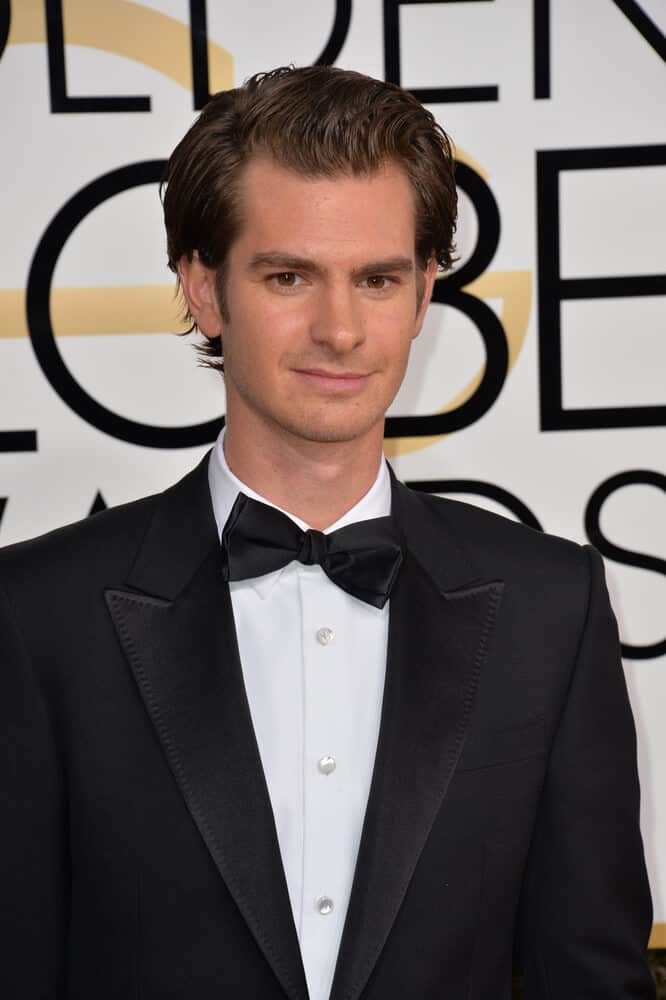 On January 8, 2017, Andrew Garfield attended the 74th Golden Globe Awards at The Beverly Hilton Hotel, Los Angeles with short and slick hair.