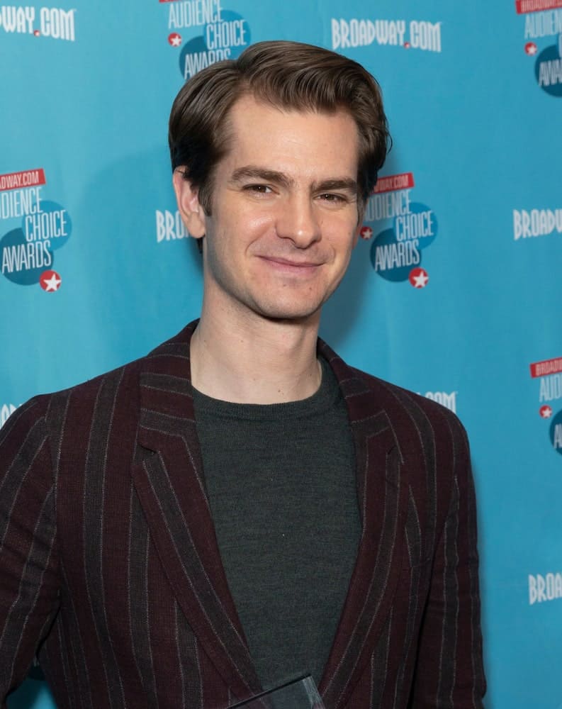 The actor arrived at the Broadway.com Audience Choice Awards celebration on May 24, 2018 with a neat side-swept hairstyle complemented with an edgy striped suit.