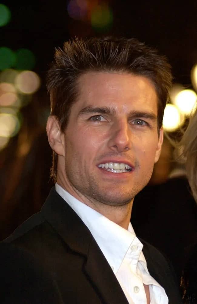Tom Cruise looked sexy and manly with his short spiky fade hairstyle during the world premiere of his new movie "Vanilla Sky" in Hollywood back in 2001.