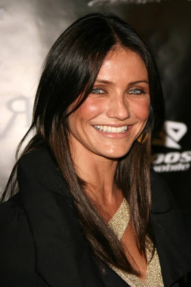 Cameron Diaz sported a black straight hairstyle with subtle highlights at the William Rast Spring 2007 "Street Sexy" Fashion Show in Los Angeles, CA.