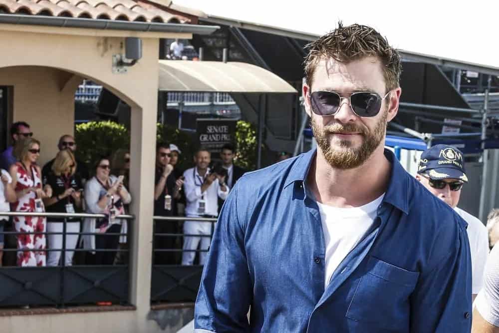 Chris Hemsworth was a guest at the F1 Grand Prix of Monaco in 2017. He was sporting a messy and spiky highlighted short hair as well as a thick beard.