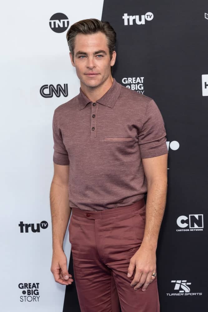 Last May 16, 2018, Chris Pine went with a salt and pepper pompadour hairstyle and a simple casual outfit when he attended the 2018 Turner Upfront at One Penn Plaza.