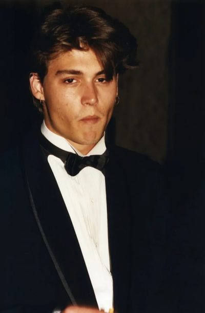 Johnny Depp’s Hairstyles Over the Years – Headcurve