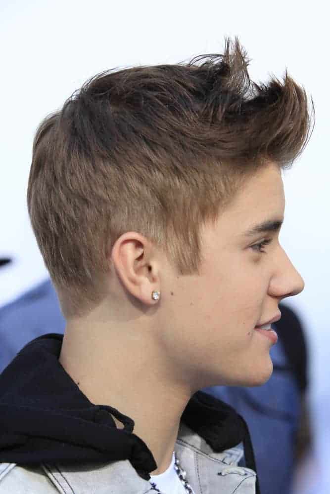 Justin Bieber S Hairstyles Over The Years