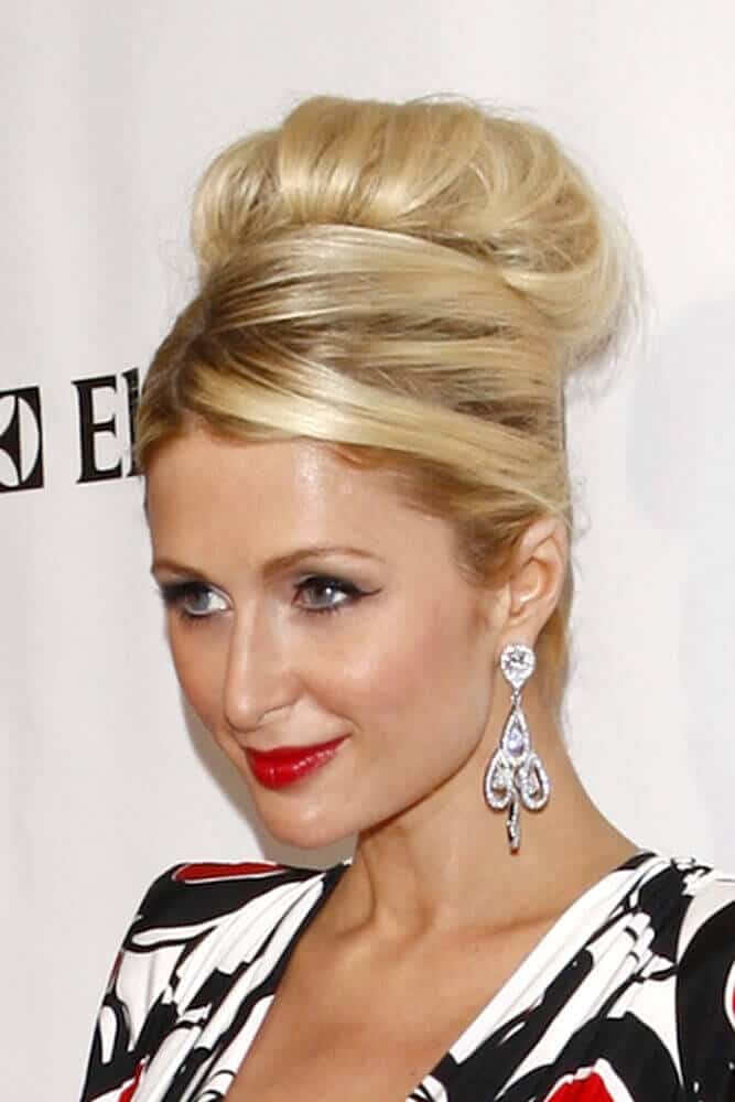 Paris Hilton's Hairstyles Over the Years - Headcurve