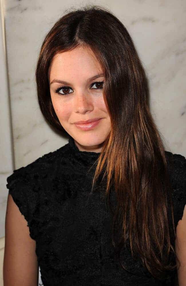 Rachel Bilson looked so expensive in her side-swept long and thin hair when she attended the Jill Stuart Spring/Summer 2010 Fashion Show.