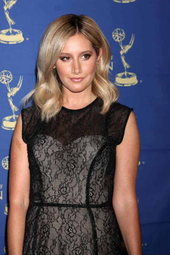 Tisdale exhibited not just beauty but also sophistication with this mid-length waves she wore during the 2014 Creative Daytime Emmy Awards.