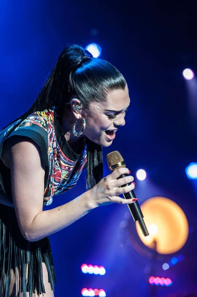 Jessie J performed at the Belgrade Calling Festival last June 27 2012 in Belgrade, Serbia wearing a colorful patterned outfit to match her sleek high ponytail hairstyle.