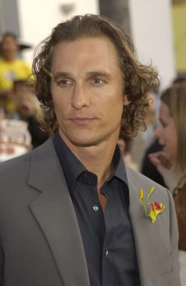 Matthew McConaughey had long and curly brown locks that were styled loose and tousled at the world premiere of 2 Fast 2 Furious in Hollywood last June 3, 2003.
