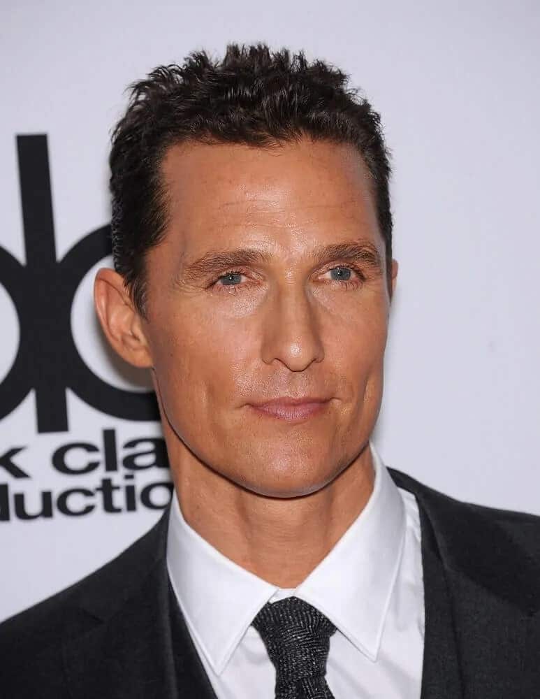 McConaughey was quite sharp and dapper with his black three-piece suit paired with a short and neat crew cut during the Hollywood Film Awards Gala 2013.
