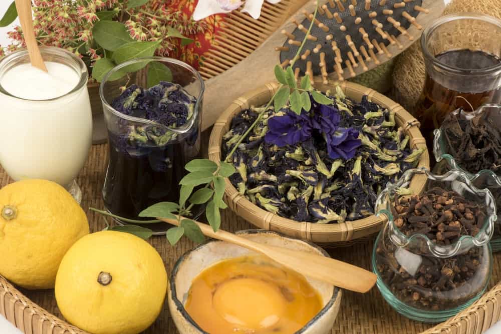 Various fruits and herbs that are alternatives to hair dye.