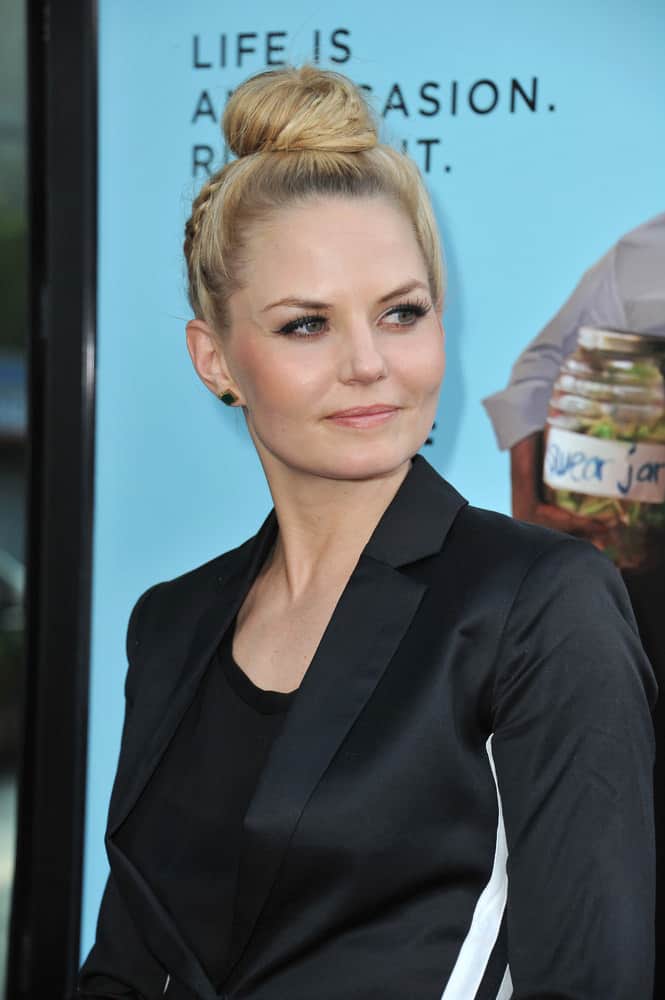 If your hair is dyed blonde like Jennifer Morrison’s then sometimes you need to give it a break from harsh heat styling. This is a great alternative. Do one small braid over the ear, then sweep the hair into a smooth, high ponytail. Wrap into a sleek bun and tuck in any loose ends. 