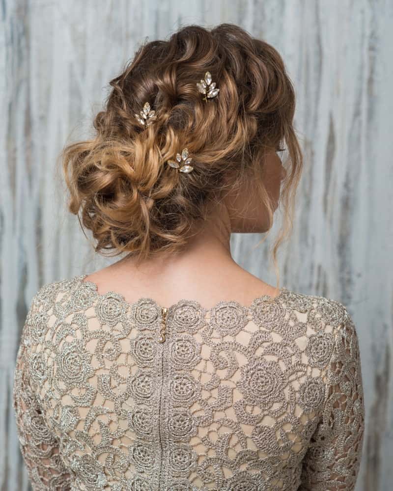 Using small pins in your hair a little apart from each other is a great way to accessorize, if you don’t want to use a single hair ornament. 
