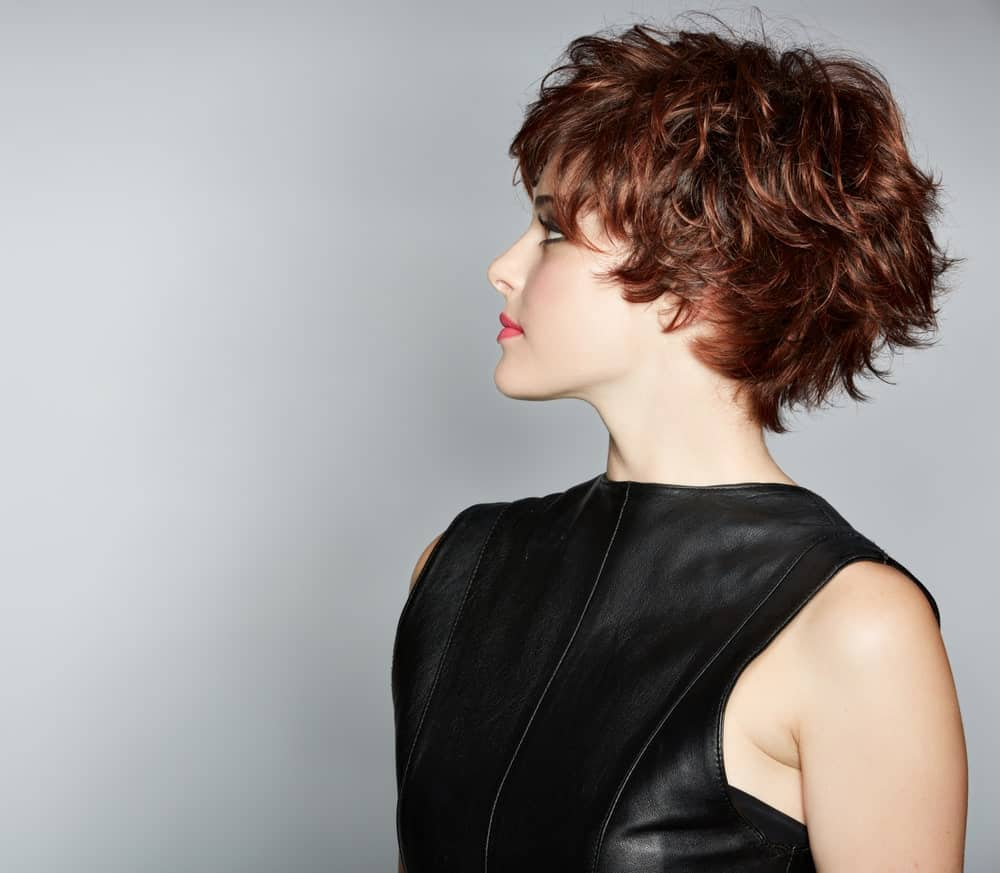 35 Types of Short Hairstyles for Thick Hair (Women)