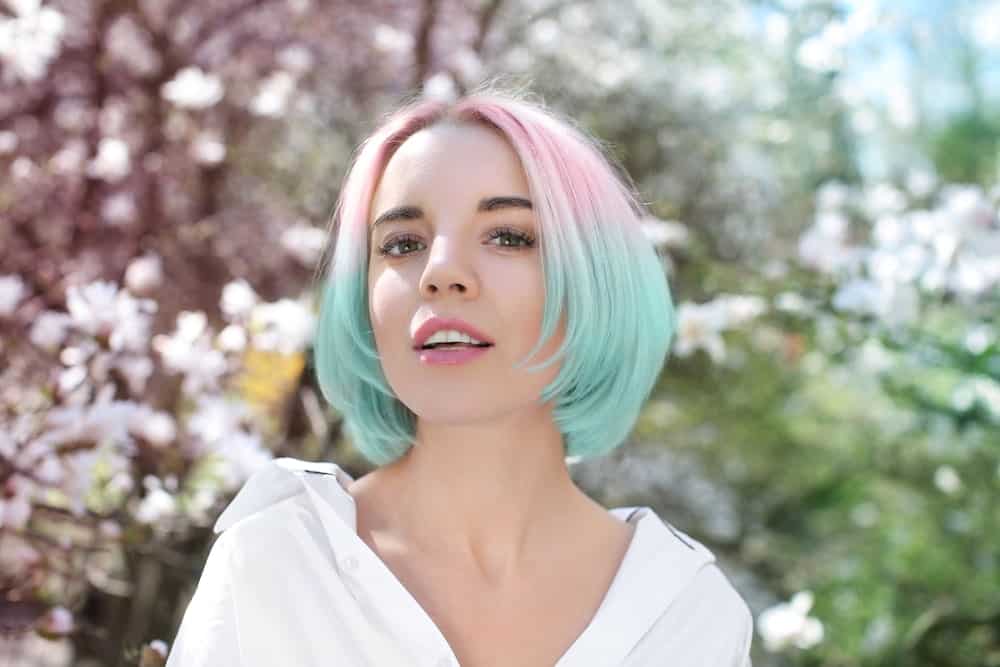 Even if your hair is short and fine, there is still a lot of room to play with colors. Paint your hair with aquamarine, candy pink and other colorful dreamy hues to bring out your inner child.