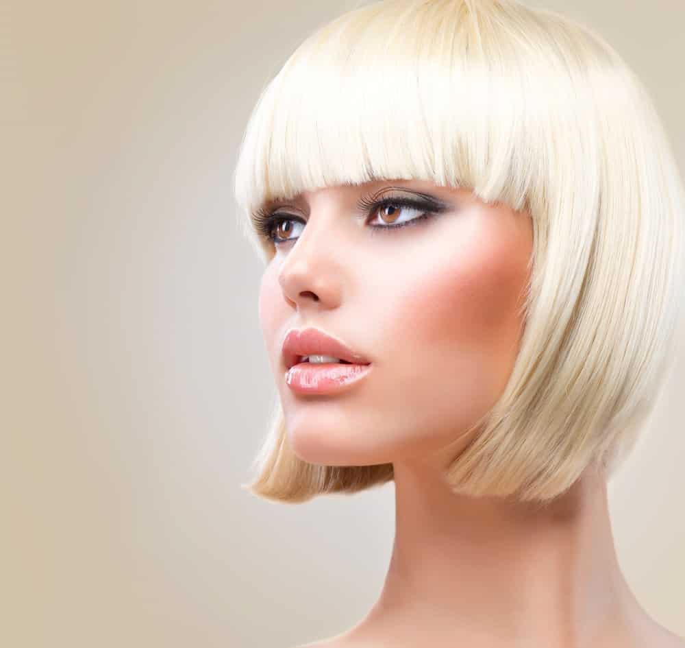 Straight short bobs can looks really pretty and sophisticated. You can really change your entire look with this hairstyle.