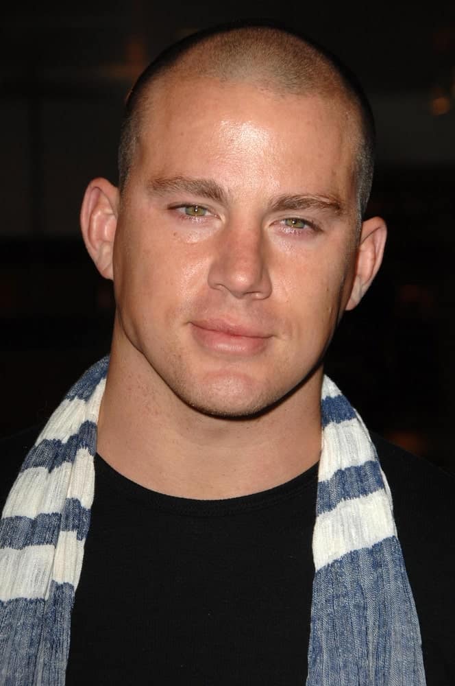 The 21 Jump Street heartthrob, Channing Tatum, is also quite famous for always changing his hairstyles. He has flawlessly sported a faux hawk, a pompadour, an Ivy League, even a burr, and everything short in between. However, one of his most loved hairdos has to be the classic shaved head that he wore with absolute grace and style. It gave him quite a city-slicker and a tough-guy kind of look, and obviously, all his fans went crazy! 