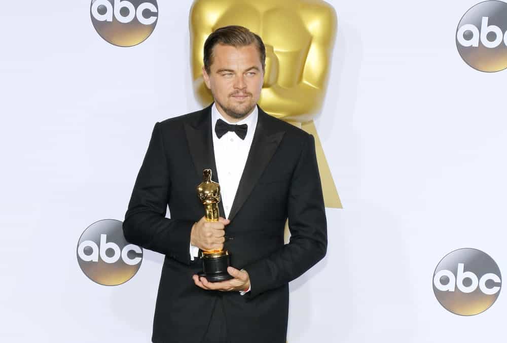 Want an Oscar-worthy look? Get a cue from Leonardo DiCaprio. The “Revenant” star usually turns heads on the red carpet, and a lot of that has to do with his hair. While being awarded the Academy Award, the actor sported a classic comb-over look. Combined with his prominent widow’s peak, the hairstyle looked pretty elegant and dramatic.