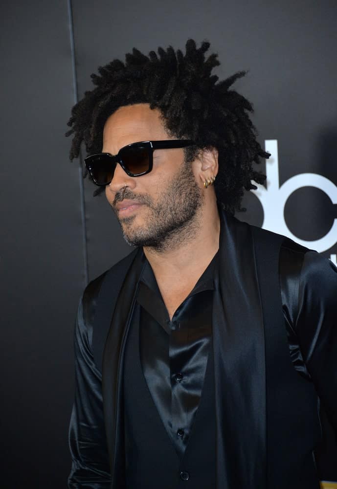 The handsome American singer and songwriter, Lenny Kravitz, rocks his dreadlocks flawlessly! His dreads are inspired by a pixie-hairstyle although they are not really short. His dreads appear to be thick and seem to be springing in different directions that give it a very funky look. 