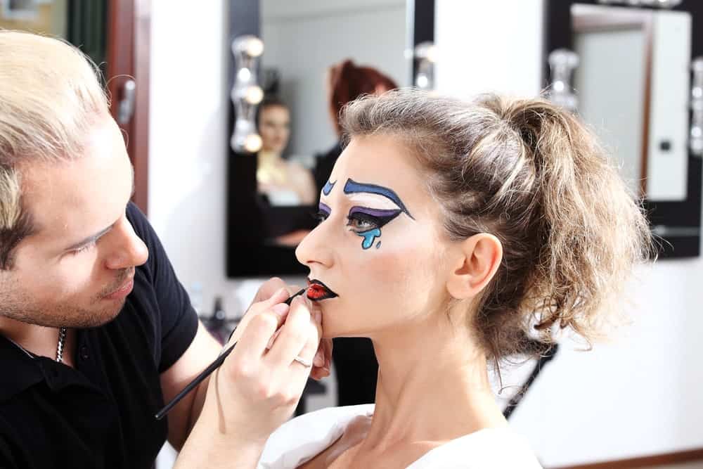 8 Diffe Types Of Makeup Artists