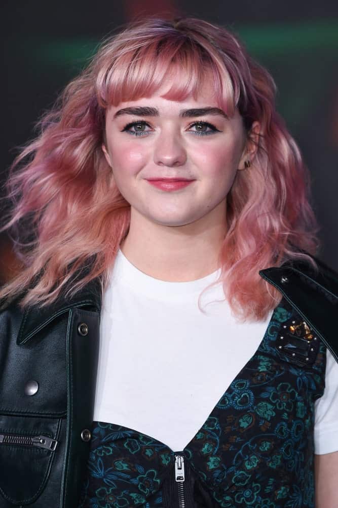 Maisie Williams at the UK premiere of "Mary Poppins Returns" at the Royal Albert Hall, London.