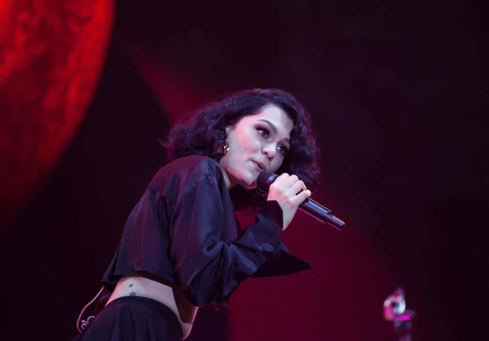 Last July 22, 2018, Jessie J, an English singer and songwriter, performed live at Electric Castle Festival. She wore a sexy black two-piece outfit with her thick curly shoulder-length hair that is parted on the side.