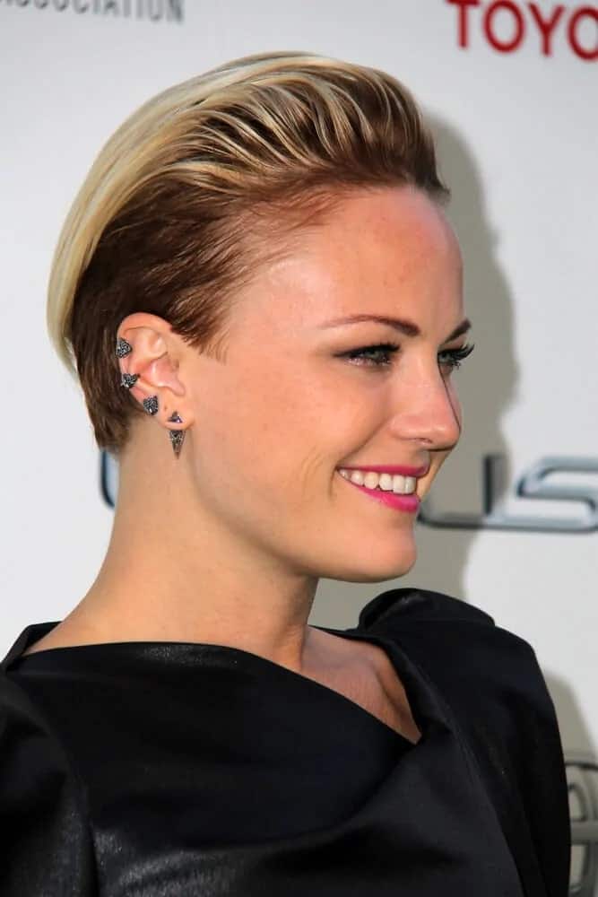 The actress was confidently elegant with her pixie hairstyle that was slicked back with a bit of pompadour look during the 2014 Environmental Media Awards.