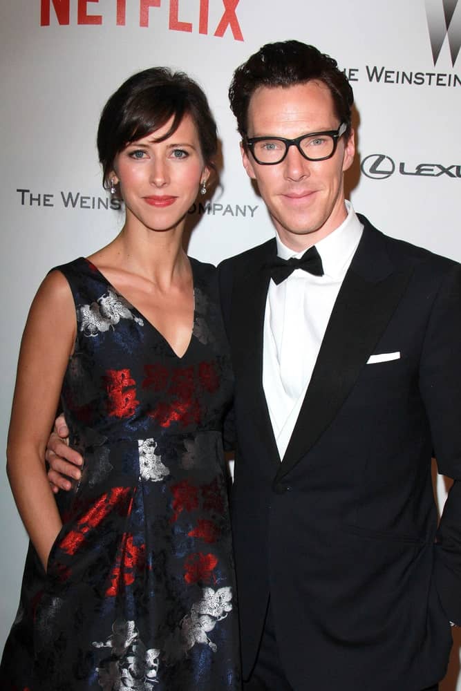 Benedict Cumberbatch with his wife Sophie Hunter attending The Weinstein Company / Netflix Golden Globes After Party last January 11, 2015. The actor looked different with his glasses on complemented with a long slicked back hairstyle.