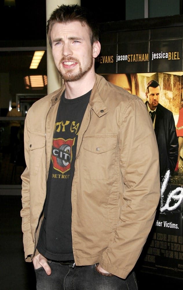 Chris Evans' gorgeous eyes were emphasized by his trimmed beard and spiky highlighted hairstyle at the Los Angeles premiere of 'London' held at the Arclight Cinemas in Hollywood on February 6, 2006.