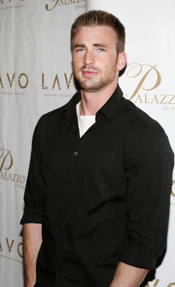 Chris Evans sported a military look with his spiked short crew cut hairstyle and black button-down shirt at LAVO Restaurant and Nightclub Grand Opening in Las Vegas on September 13, 2008.