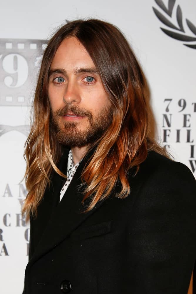 The actor experimented with his long hair by giving it multi-tone brown hues during the New York Film Critics Circle Awards at the Edison Ballroom on January 6, 2014.