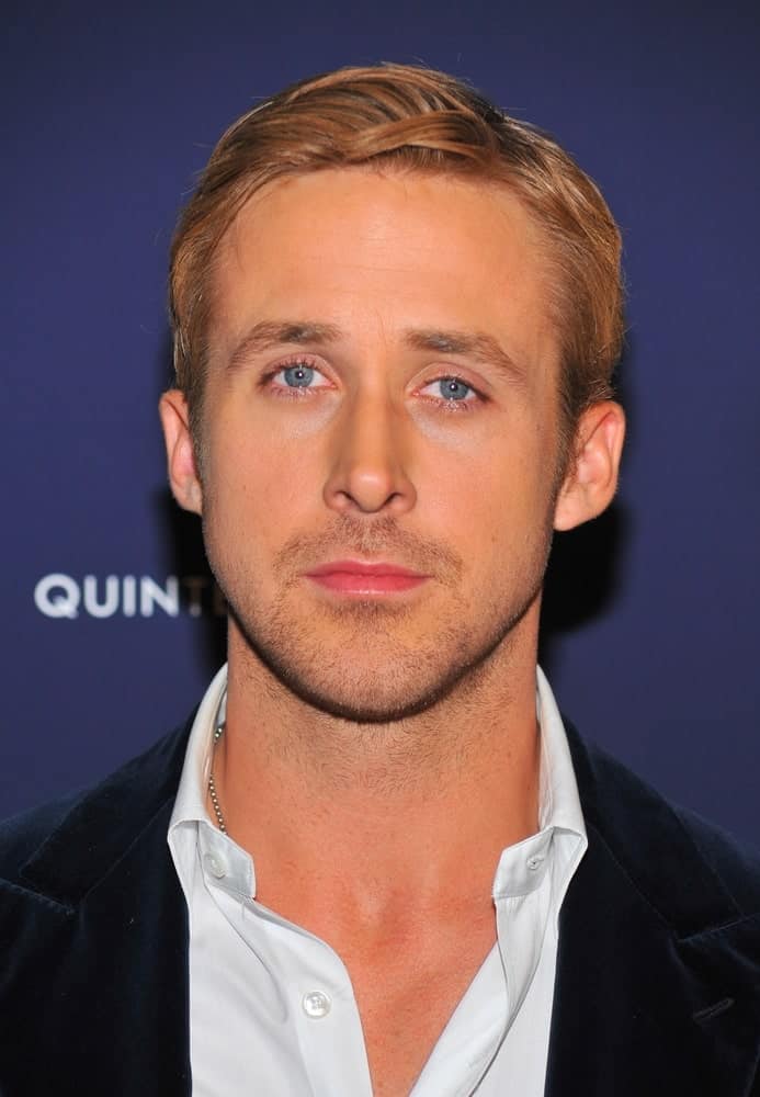 Ryan Gosling sported a highlighted side-parted hairstyle at the BLUE VALENTINE Premiere held at the MoMA Museum of Modern Art in New York on December 7, 2010.