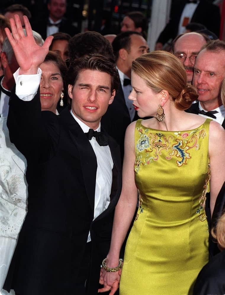 Back in March 24, 1997, Tom Cruise and Nicole Kidman attended the Academy Awards together. Cruise wore a classy suit with his slick and short hairstyle with a slight pompadour look.